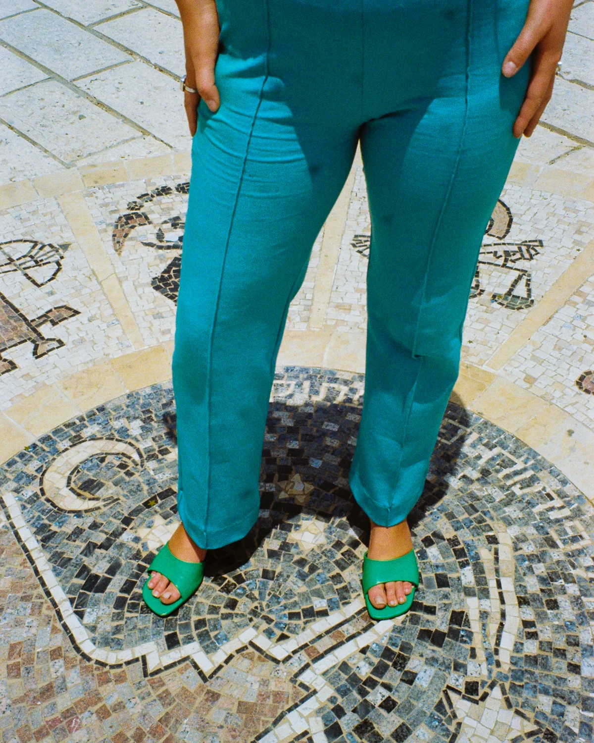 Tessa Pant - Agua - Image 10