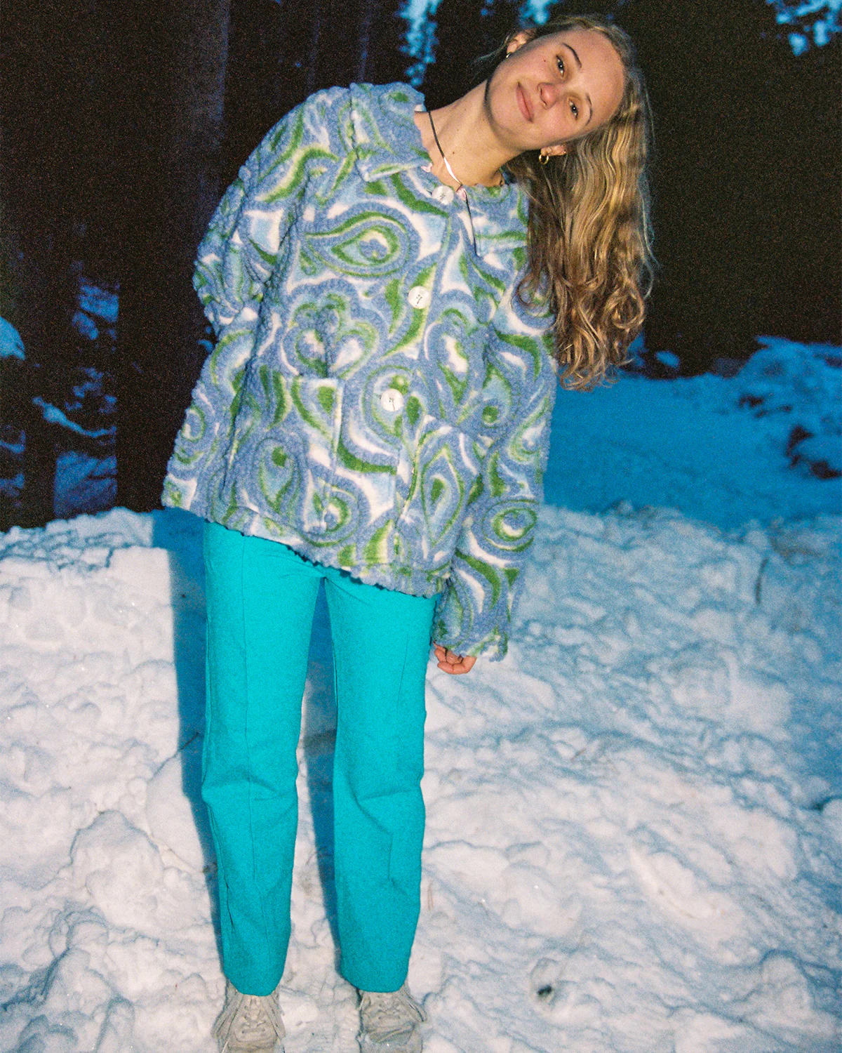 Tessa Pant - Agua - Image 8